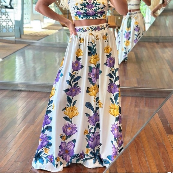 FARM Rio Floral Sicilia Long Skirt Size S - Picture 2 of 8